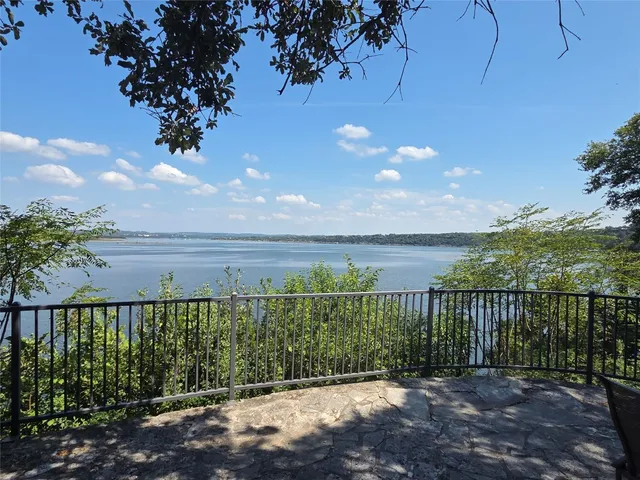 $2,000 | 2918 Ranch Road 620 North, Unit C118, Austin, TX 78734