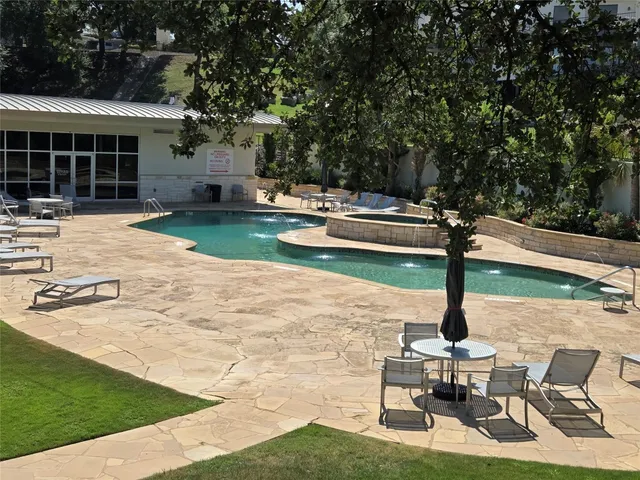 $2,000 | 2918 Ranch Road 620 North, Unit C118, Austin, TX 78734