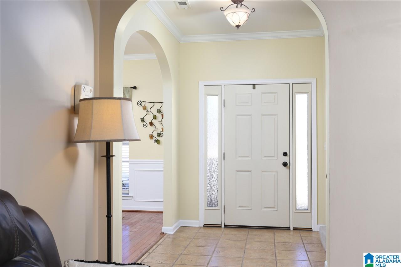 6008 Overlook Lane Bessemer, AL 35022 - Photo 2 of 24