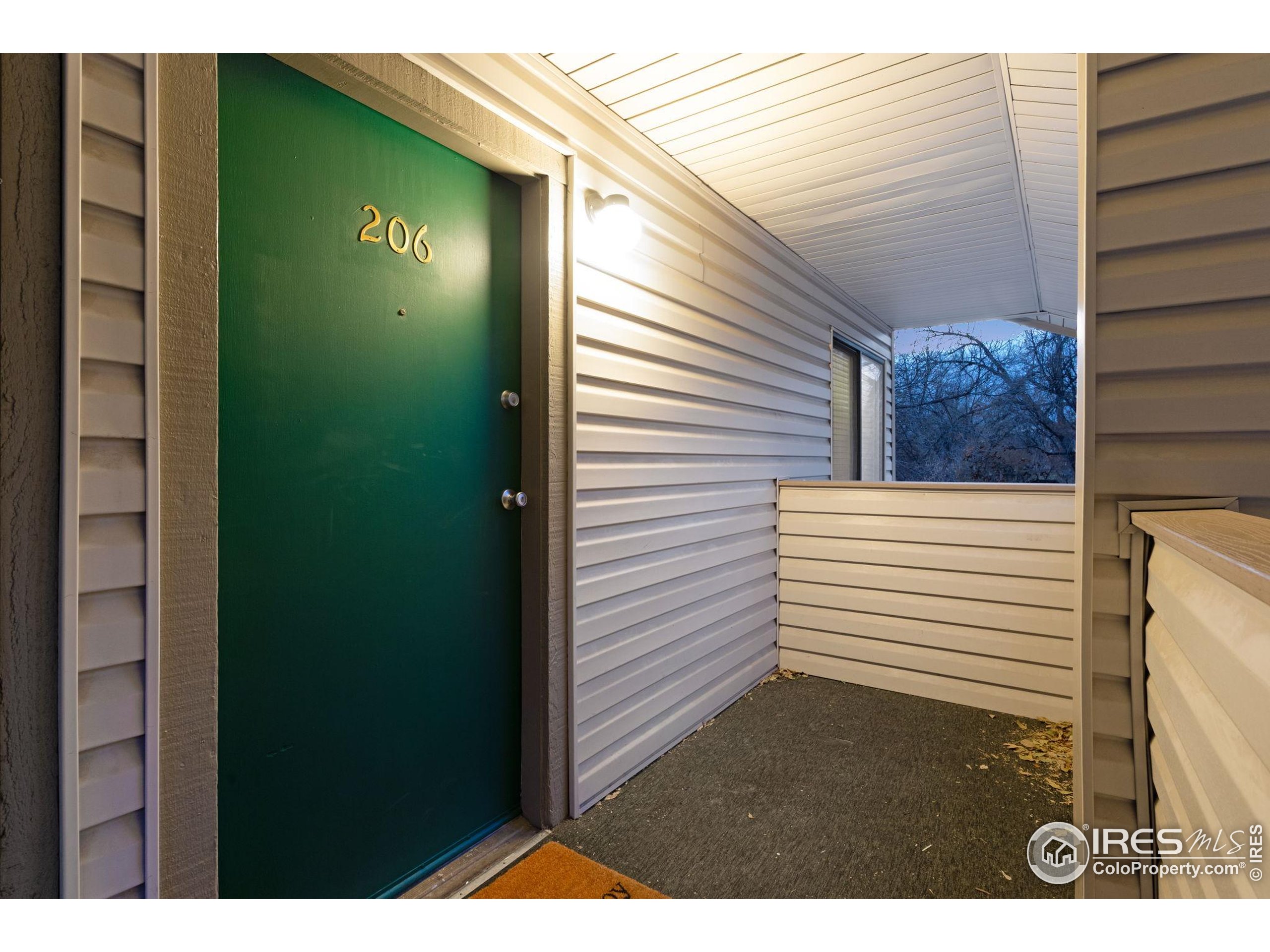 1705 Heatheridge Road Fort Collins, CO 80526 - Photo 7 of 21 a view of a terrace