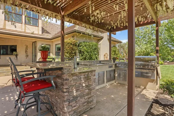 $1,825,000 | 19120 East Stampede Road, Lodi, CA 95240