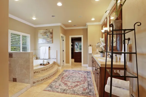 $1,825,000 | 19120 East Stampede Road, Lodi, CA 95240