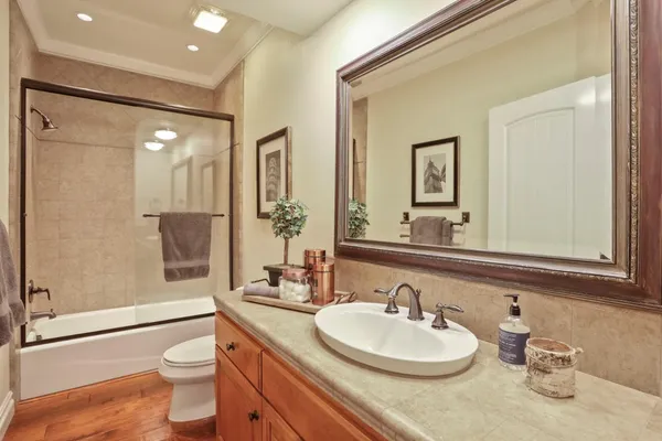 $1,825,000 | 19120 East Stampede Road, Lodi, CA 95240