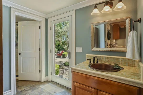 $1,825,000 | 19120 East Stampede Road, Lodi, CA 95240