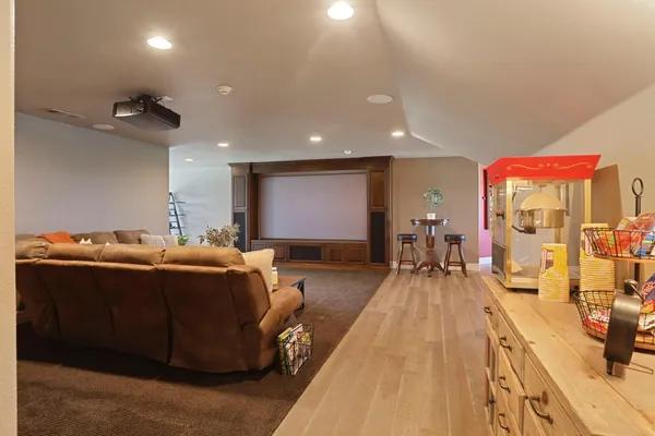 $1,825,000 | 19120 East Stampede Road, Lodi, CA 95240