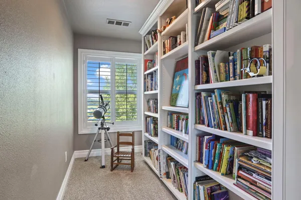 $1,825,000 | 19120 East Stampede Road, Lodi, CA 95240