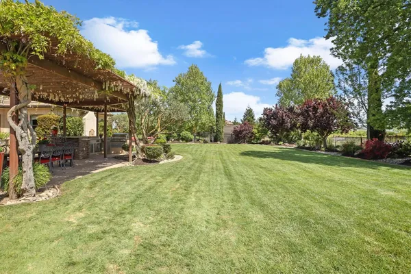 $1,825,000 | 19120 East Stampede Road, Lodi, CA 95240