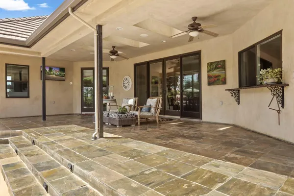 $1,825,000 | 19120 East Stampede Road, Lodi, CA 95240