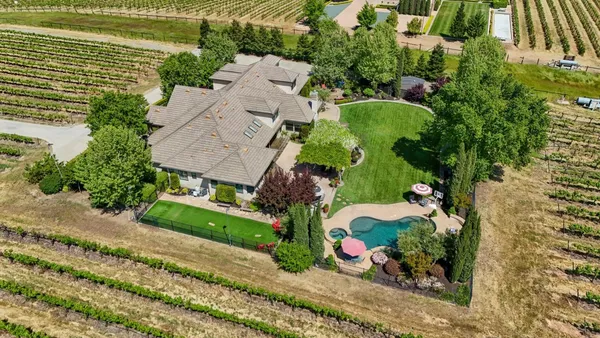 $1,825,000 | 19120 East Stampede Road, Lodi, CA 95240