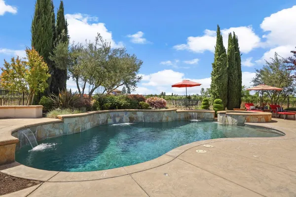 $1,825,000 | 19120 East Stampede Road, Lodi, CA 95240