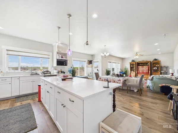 $1,200,000 | 5448 West Black Canyon Highway, Emmett, ID 83617