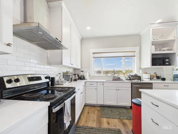 $1,200,000 | 5448 West Black Canyon Highway, Emmett, ID 83617