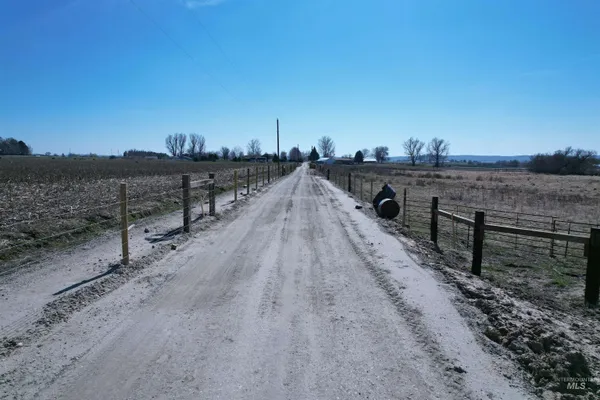 $1,200,000 | 5448 West Black Canyon Highway, Emmett, ID 83617