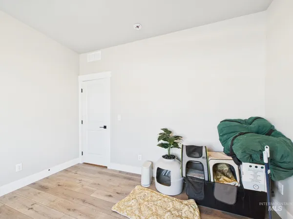 $1,200,000 | 5448 West Black Canyon Highway, Emmett, ID 83617