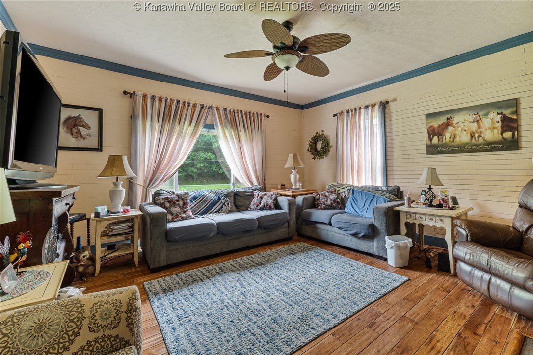1070 Maple Run Road Looneyville, WV 25259 - Photo 23 of 32 Gallery Image 23