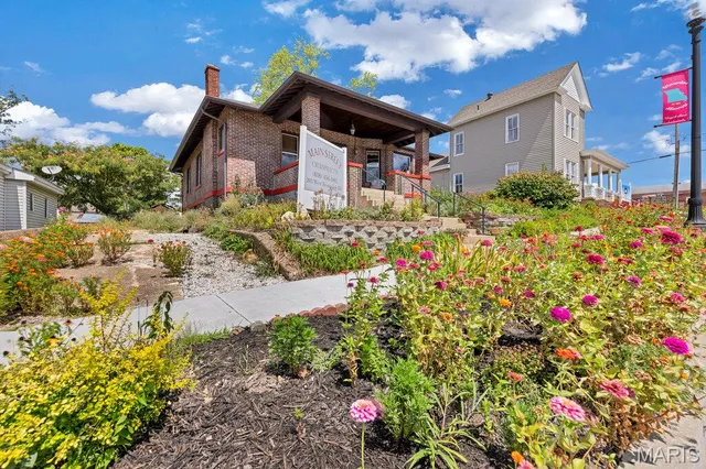 $275,000 | 203 West Booneslick Road, Warrenton, MO 63383