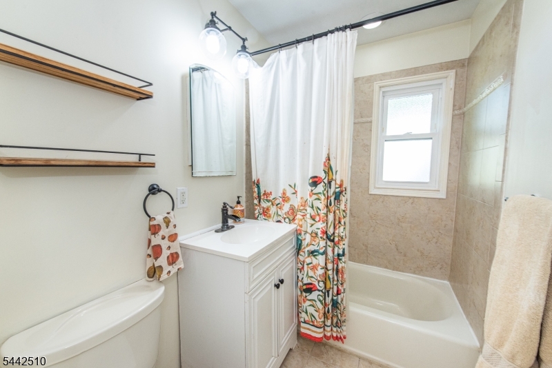 27 Mountain Road Rockaway, NJ 07866 - Photo 24 of 32