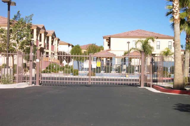 3150 East Beardsley Road, Unit 1013 Phoenix, AZ 85050 - Photo 1 of 1 Primary Photo