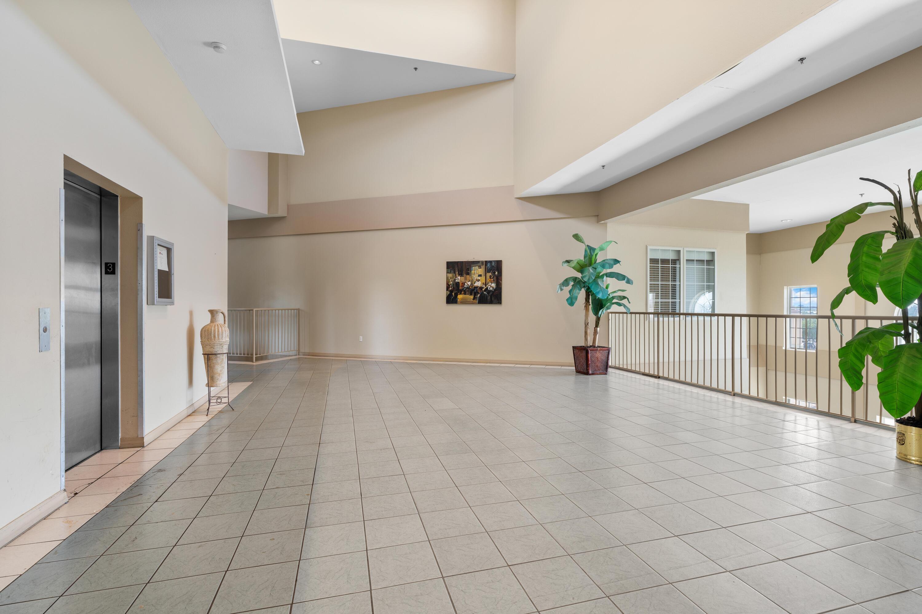 4507 Furling Lane, Unit 302 Destin, FL 32541 - Photo 49 of 49 a view of a hallway