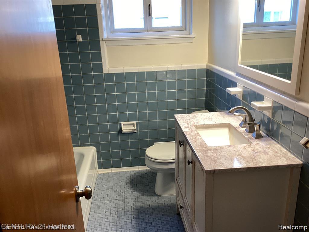 31568 Marblehead Road Farmington, MI 48336 - Photo 16 of 22