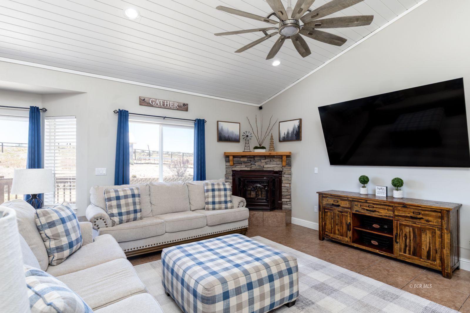 939 Bluejay Drive Spring Creek, NV 89815 - Photo 17 of 50