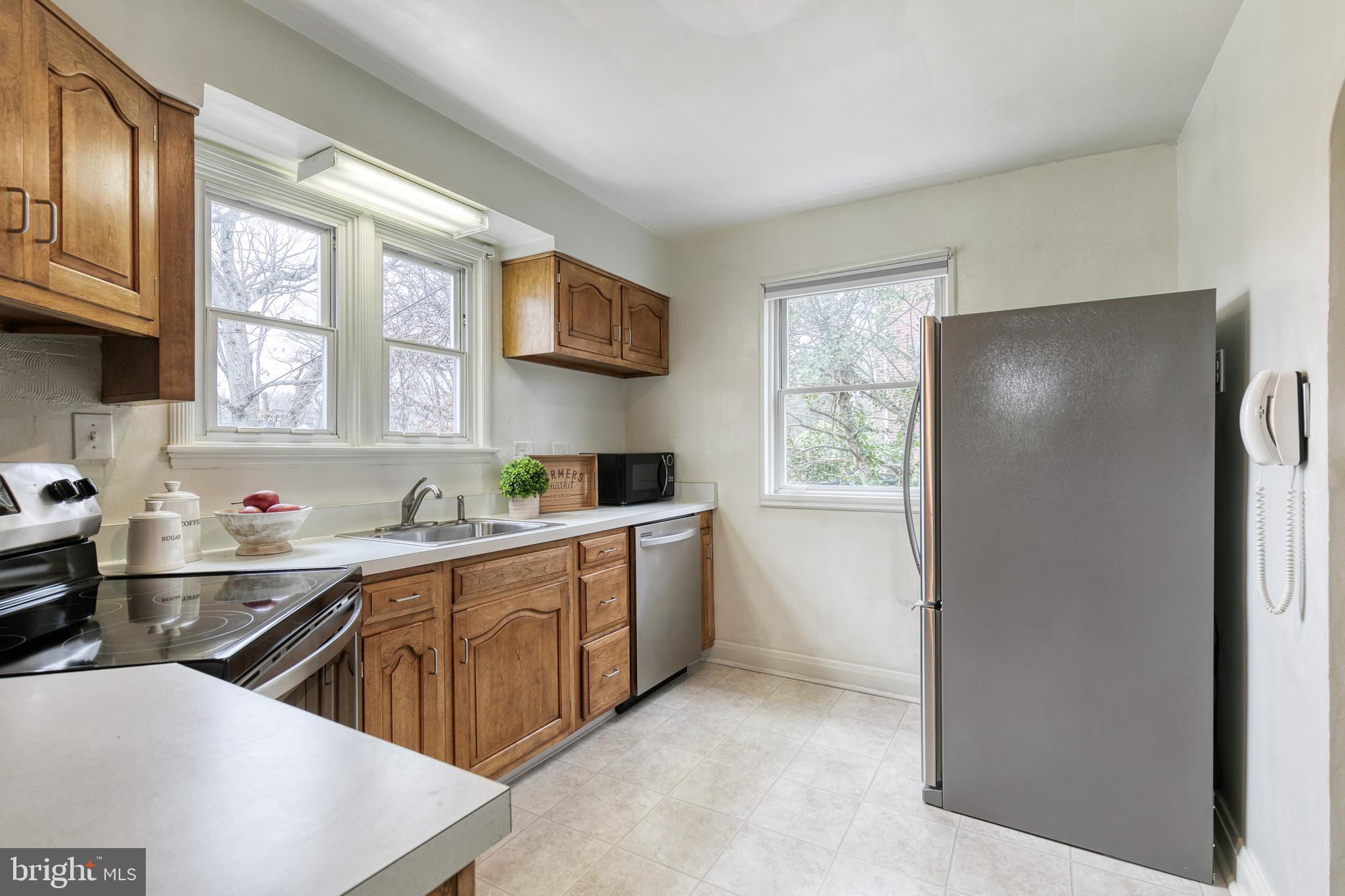 4028 Deepwood Road Baltimore, MD 21218 - Photo 16 of 34 Gallery Image 16
