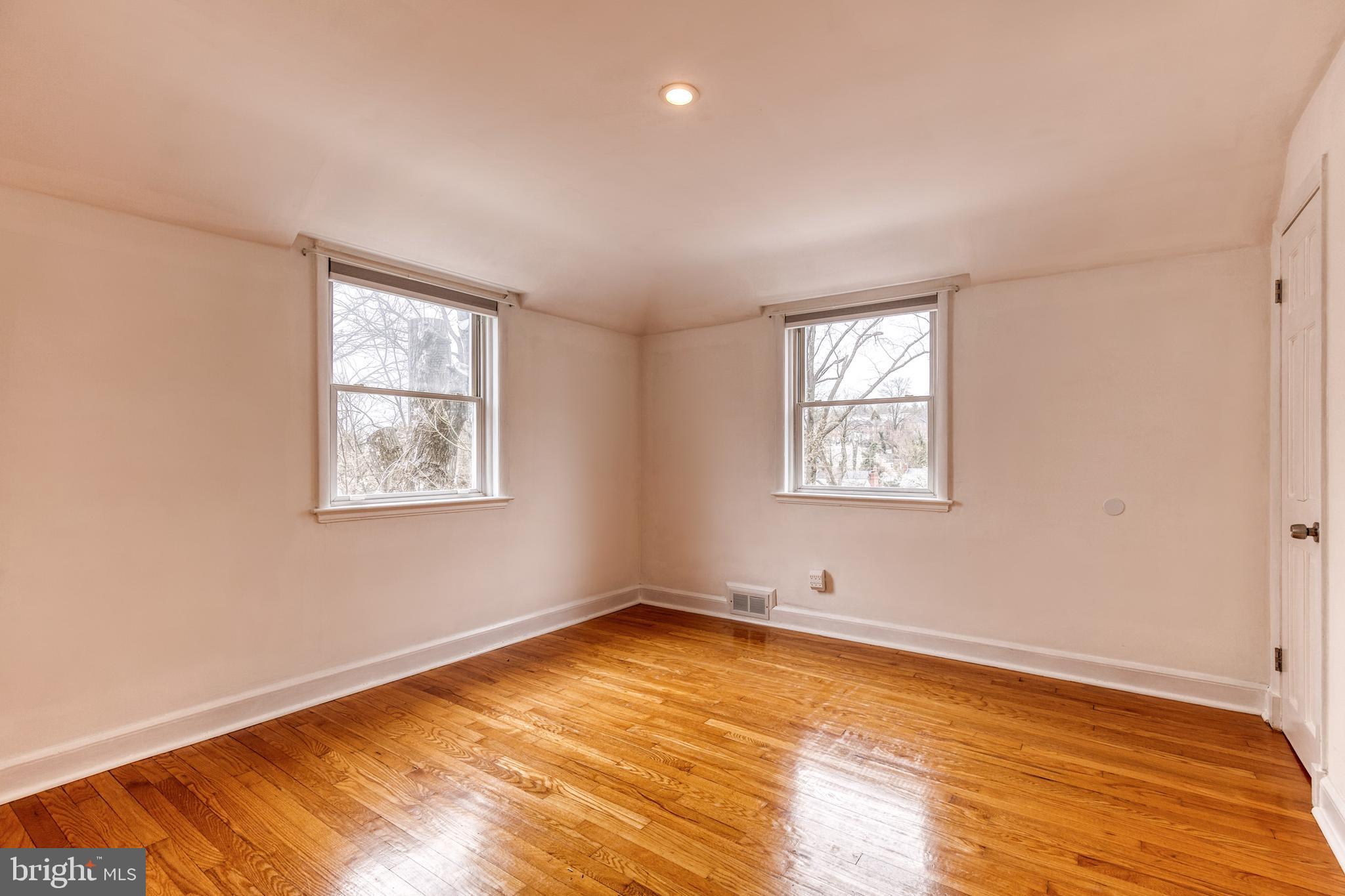 4028 Deepwood Road Baltimore, MD 21218 - Photo 25 of 34 Gallery Image 25