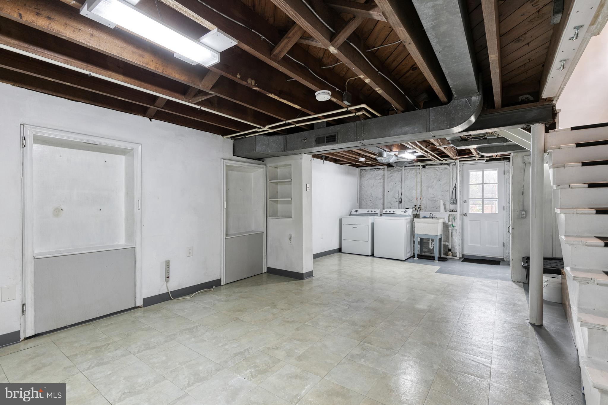 4028 Deepwood Road Baltimore, MD 21218 - Photo 26 of 34 Gallery Image 26