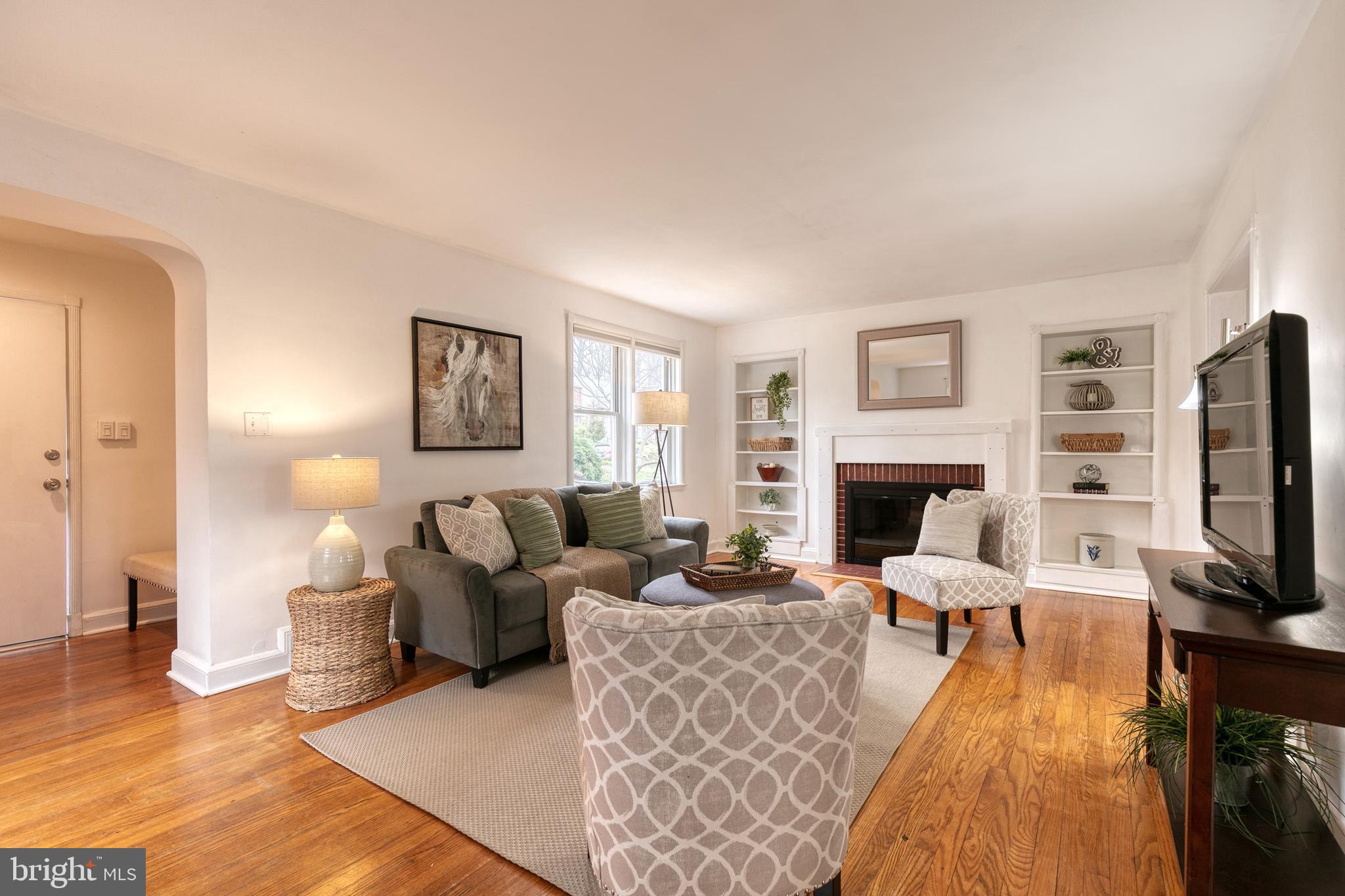 4028 Deepwood Road Baltimore, MD 21218 - Photo 8 of 34 Gallery Image 8