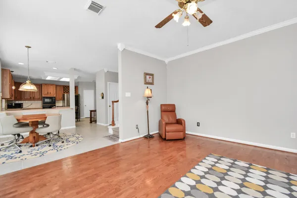 $285,000 | 10615 Vandercroft Court, Houston, TX 77070
