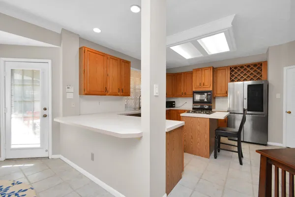 $285,000 | 10615 Vandercroft Court, Houston, TX 77070