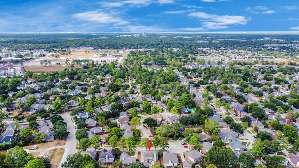 $285,000 | 10615 Vandercroft Court, Houston, TX 77070