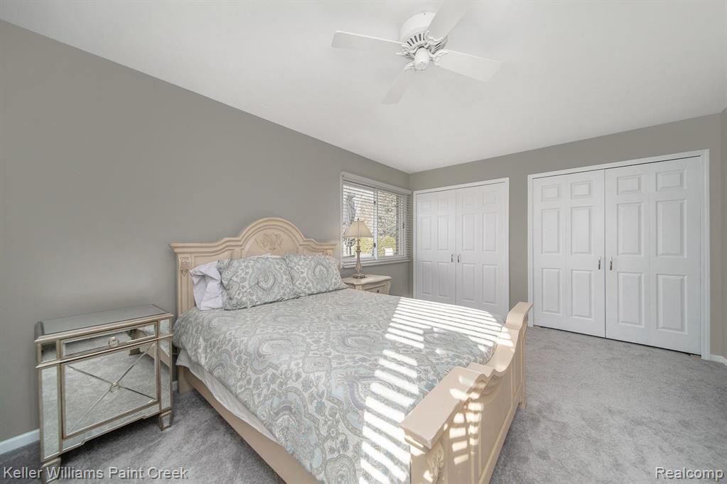 1652 Hillside Lane Rochester Hills, MI 48307 - Photo 21 of 32