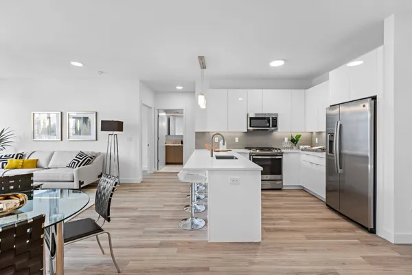 $3,235 | 5711 John F. Kennedy Boulevard, Unit 421, North Bergen, NJ 07047