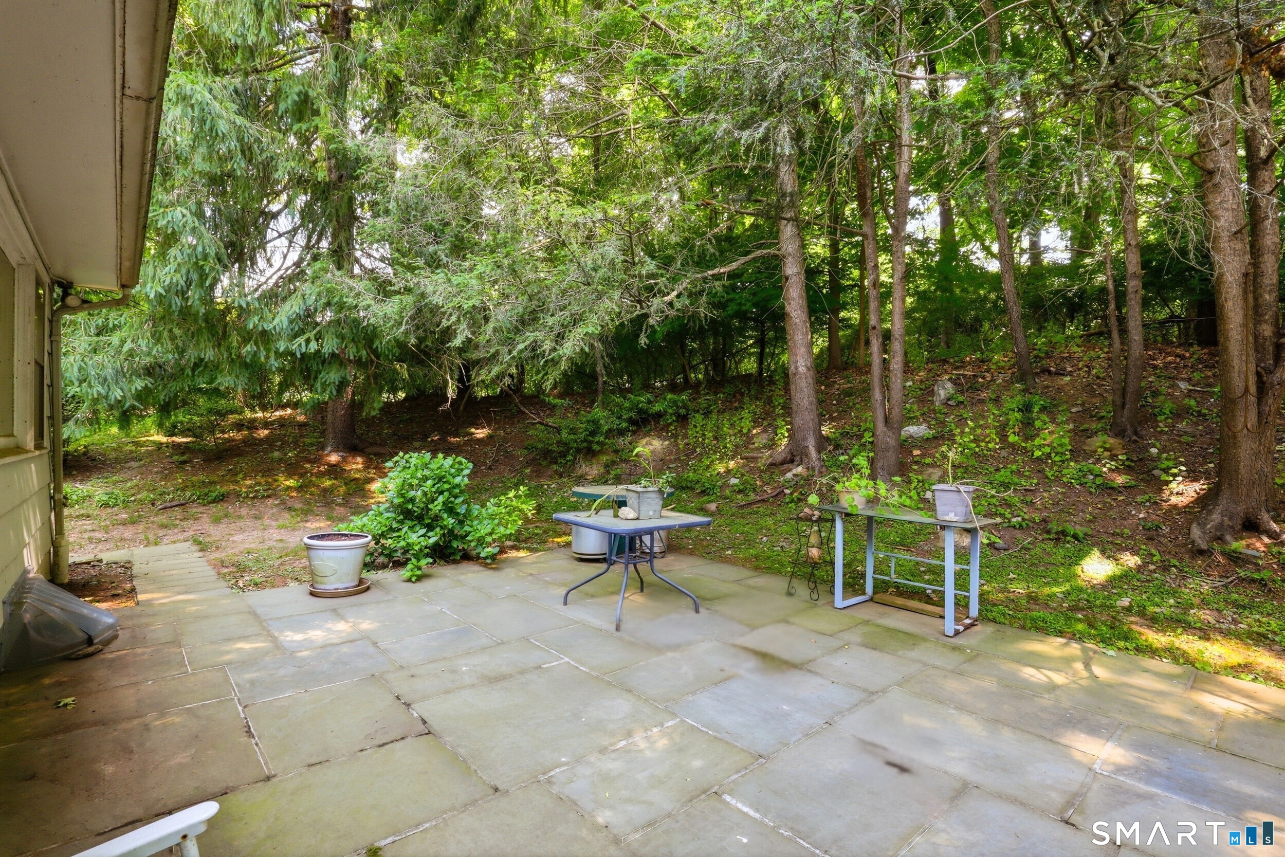 10 Joan Road Stamford, CT 06905 - Photo 26 of 33