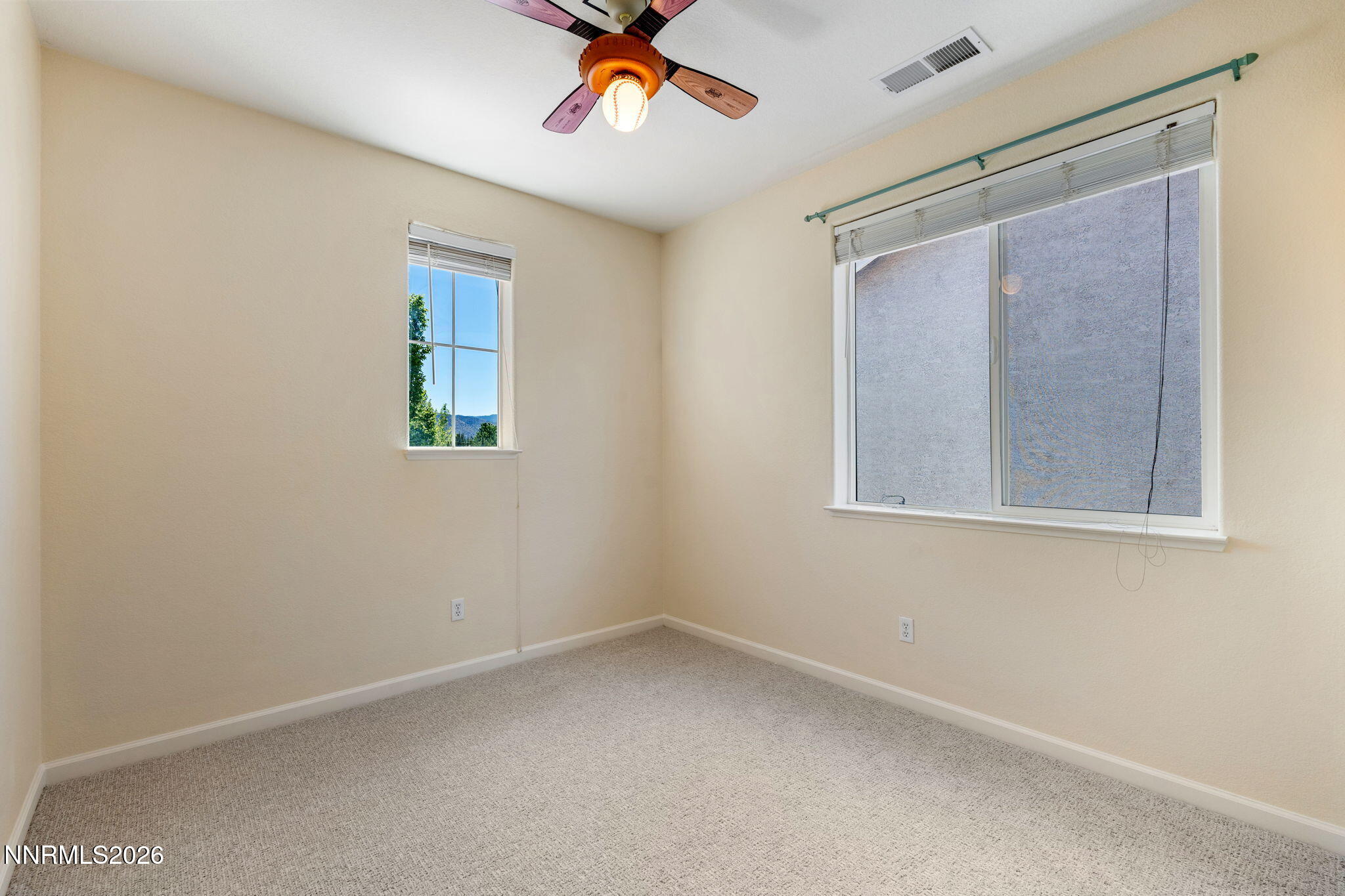 9385 Hummer Court Reno, NV 89521 - Photo 31 of 40 34-web-or-mls-DSC04177
