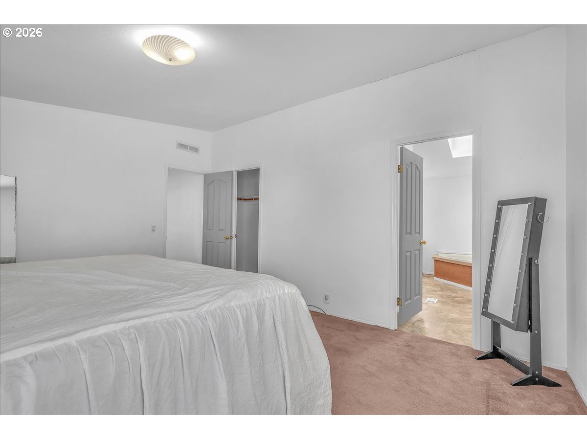 1949 Southeast Palmquist Road, Unit 121 Gresham, OR 97080 - Photo 18 of 31