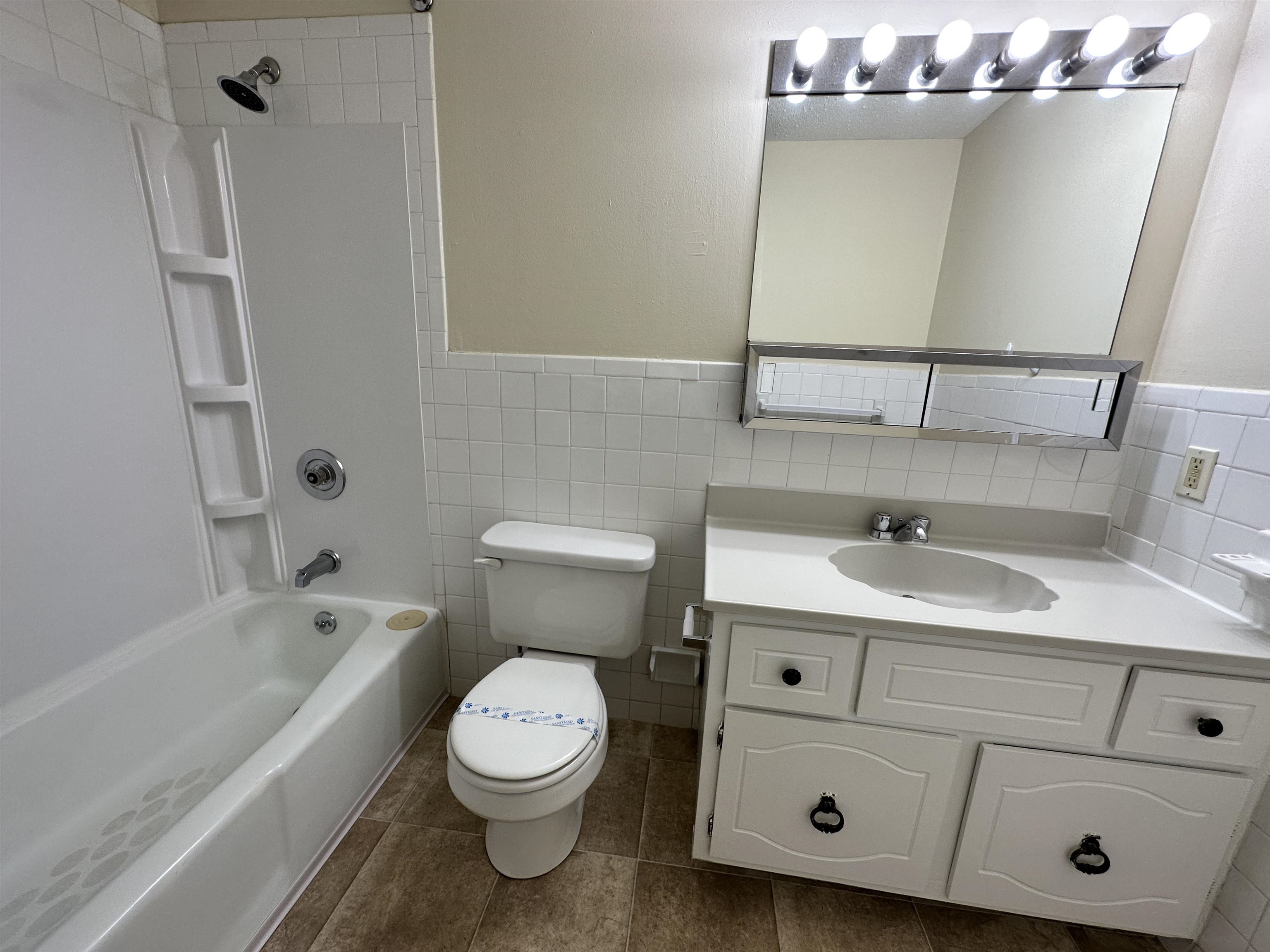 99 Powers Street, Unit 174 Milford, NH 03055 - Photo 31 of 49