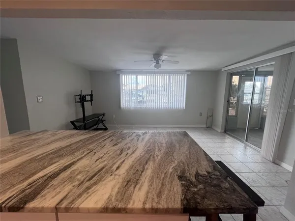 a bed room with a bed