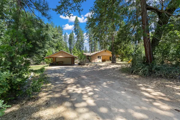 $395,000 | 45000 Manter Meadow Road, California Hot Springs, CA 93207