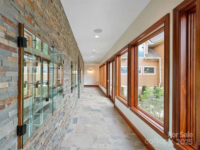 $5,800,000 | 946 Ridge Road, Green Mountain, NC 28740