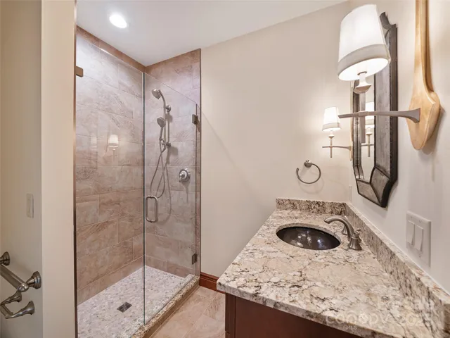 $5,800,000 | 946 Ridge Road, Green Mountain, NC 28740