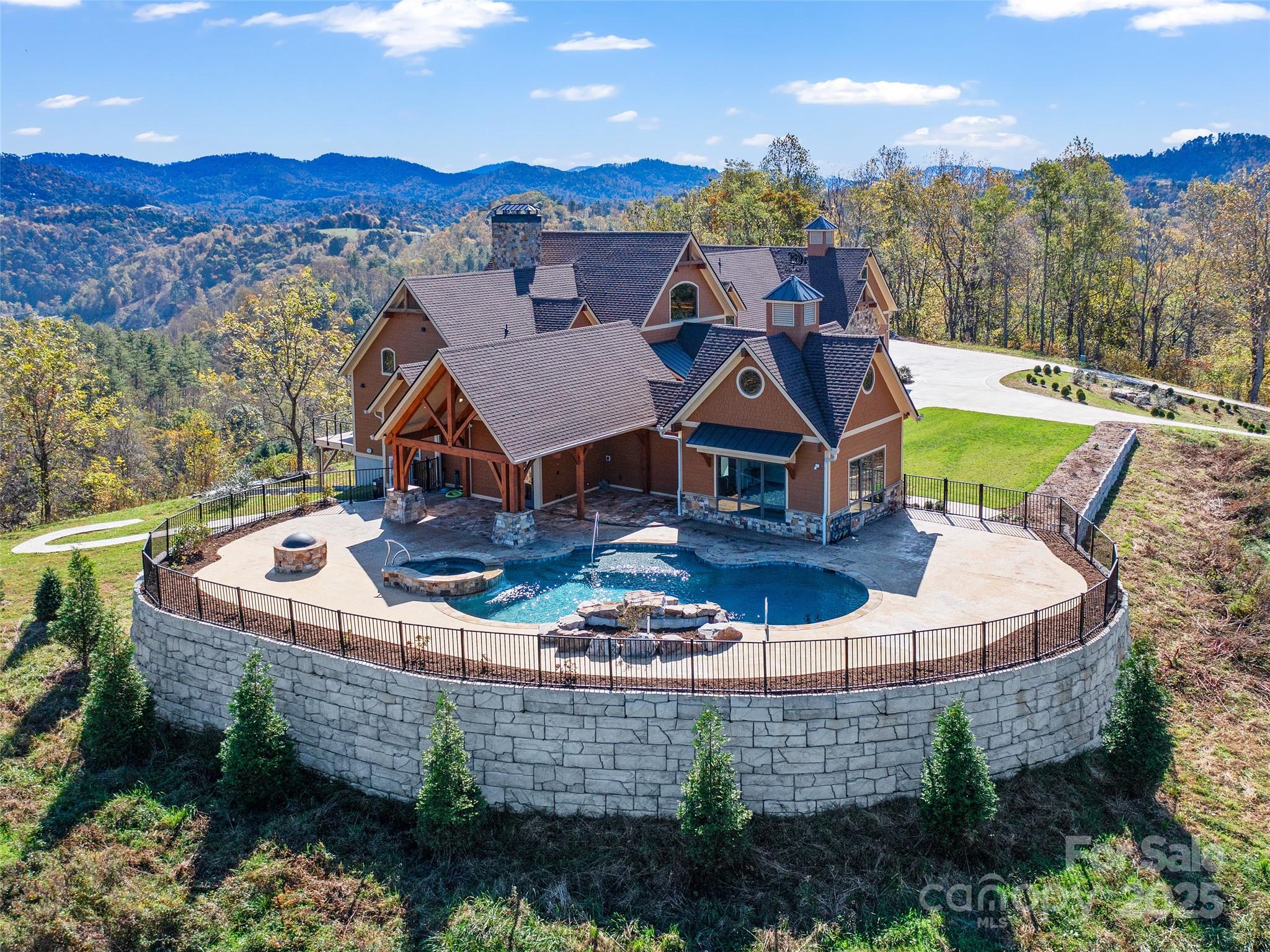 946 Ridge Road Green Mountain, NC 28740 - Photo 10 of 48