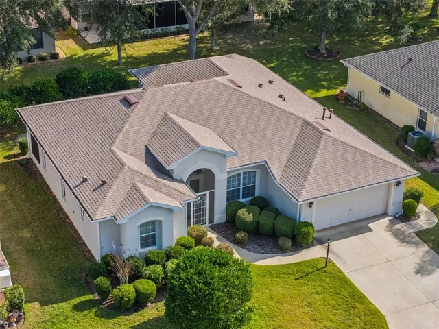 $299,900 | 20806 Queen Alexandra Drive, Leesburg, FL 34748