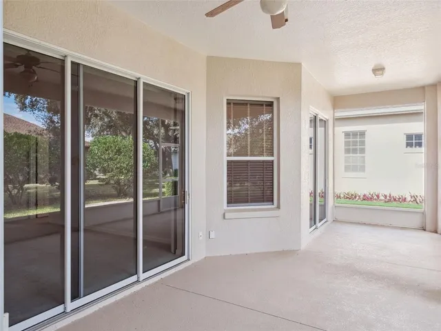 $299,900 | 20806 Queen Alexandra Drive, Leesburg, FL 34748