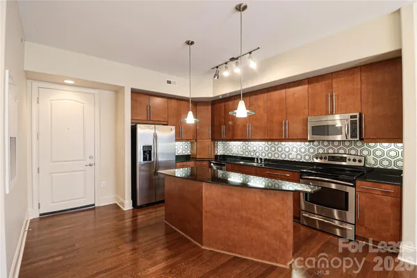 $1,795 | 4625 Piedmont Row Drive, Unit 402, Charlotte, NC 28210