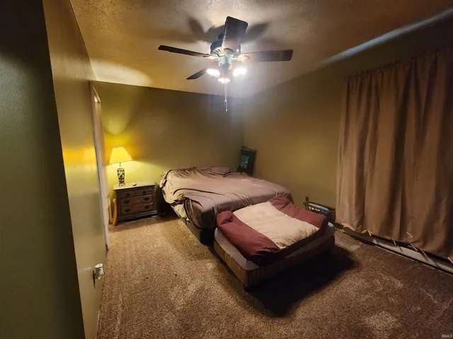 $160,000 | 624 East South F Street, Gas City, IN 46933