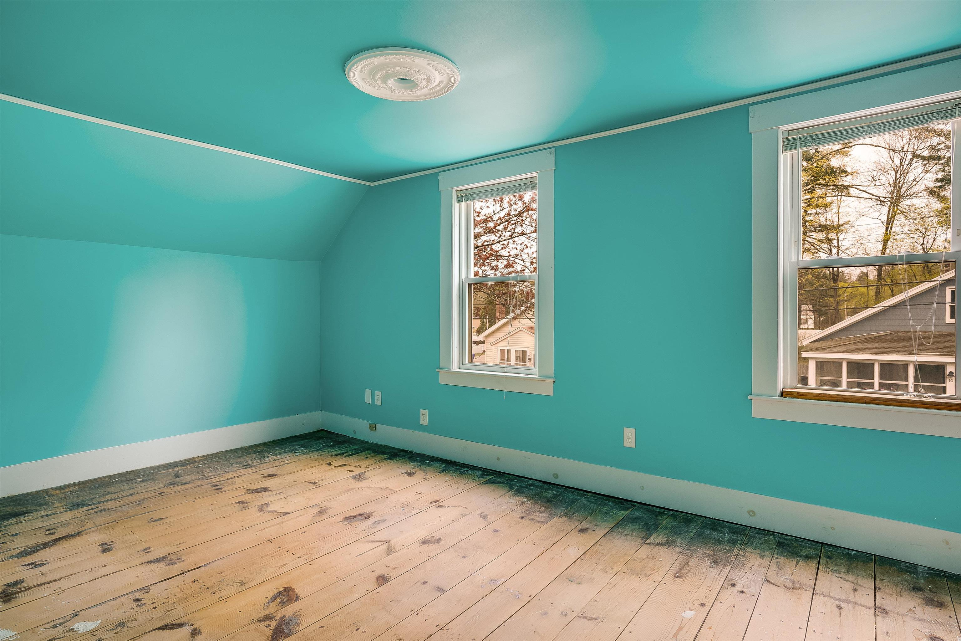 11 Connell Street Hudson, NH 03051 - Photo 20 of 25 Gallery Image 20