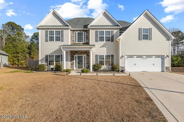 $2,950 | 613 Cray Cove, Jacksonville, NC 28546