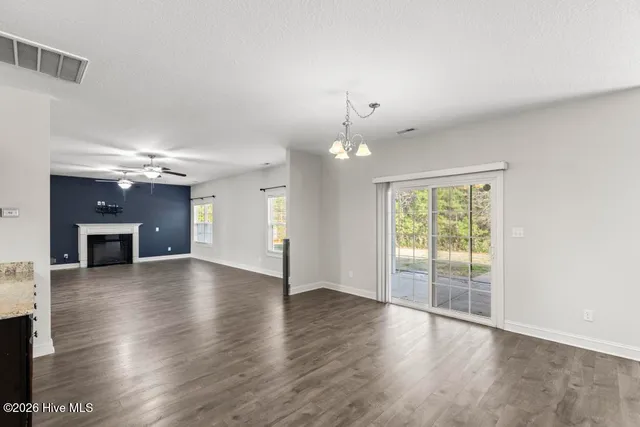 $3,100 | 613 Cray Cove, Jacksonville, NC 28546